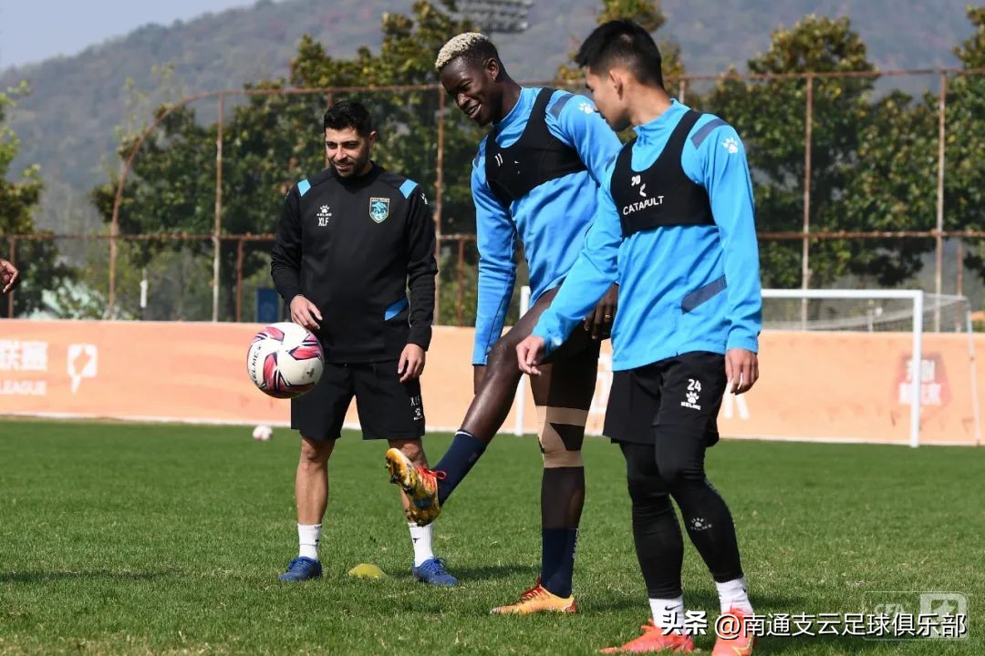 璧垫檽涓渃ba,鍥藉闃熻档鏅撲笢