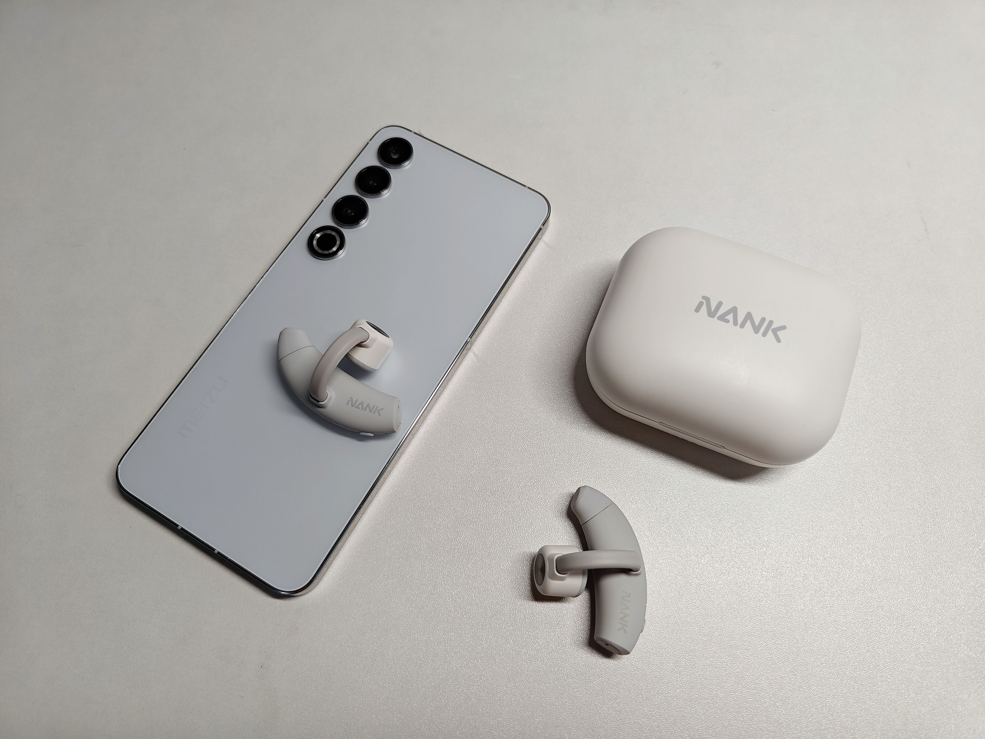 新蓝牙耳机骨传导,南卡oemix是骨传导耳机吗