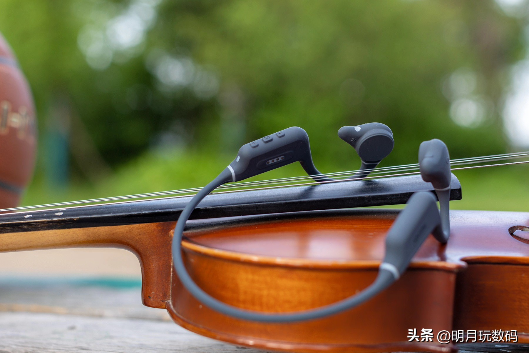 南卡骨传导耳机runnerpro3,南卡runnerpro3和韶音s810哪个好