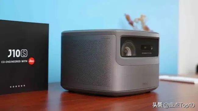 室内投影仪什么牌子好,现在什么牌子的投影仪效果好