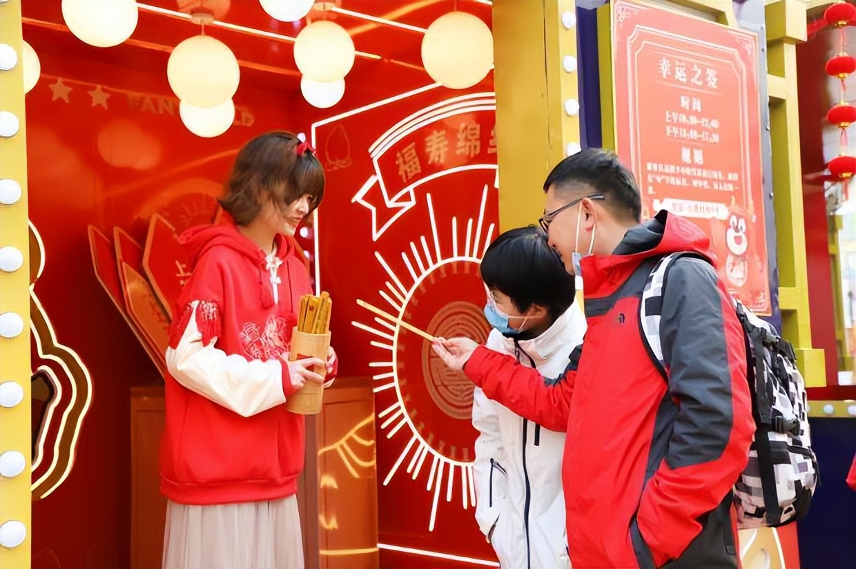 天津方特欢乐世界新年庙会,中国方特年哏儿都庙会寻年味道