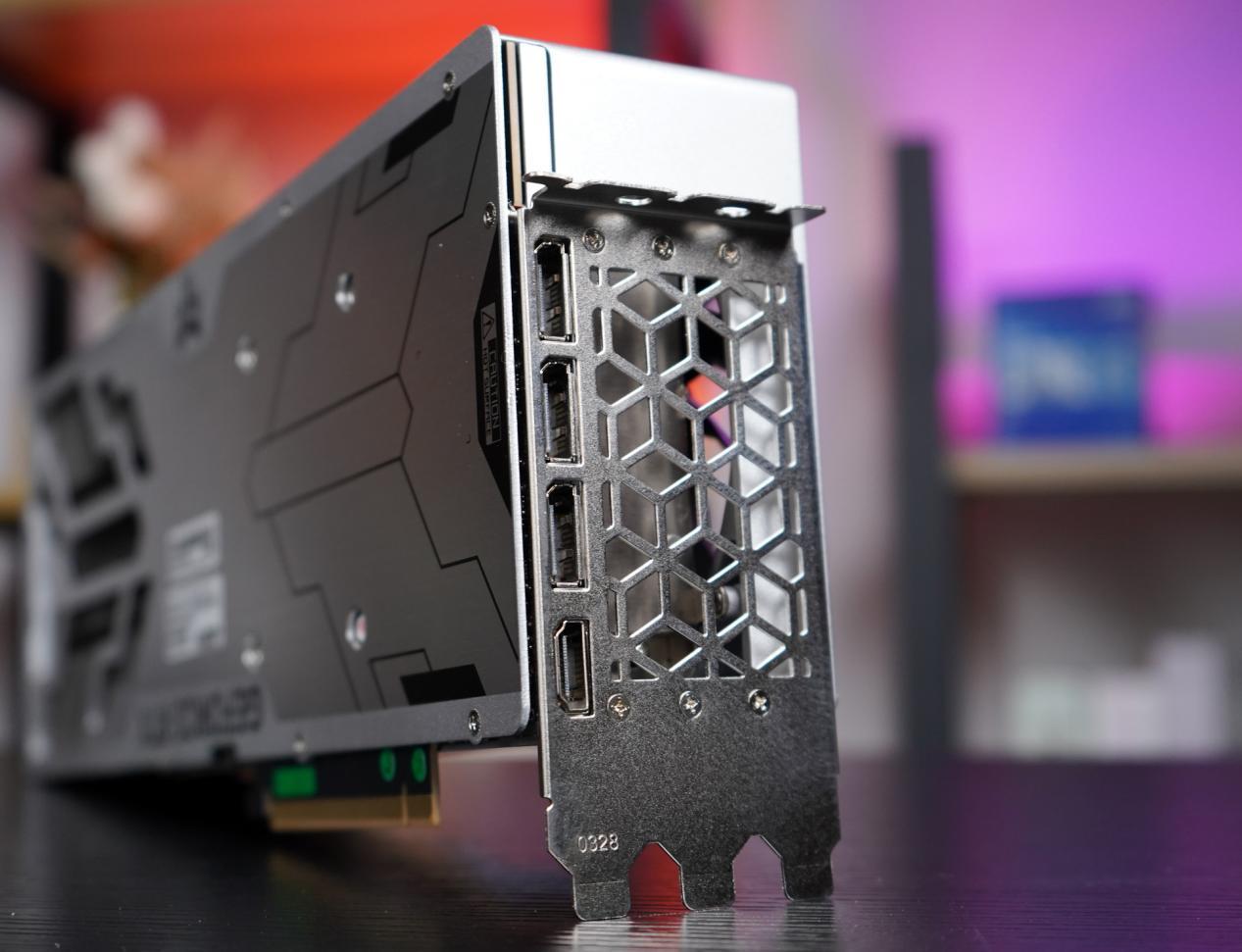 影驰rtx4060金属大师oc测评,影驰显卡rtx3060ti骁将