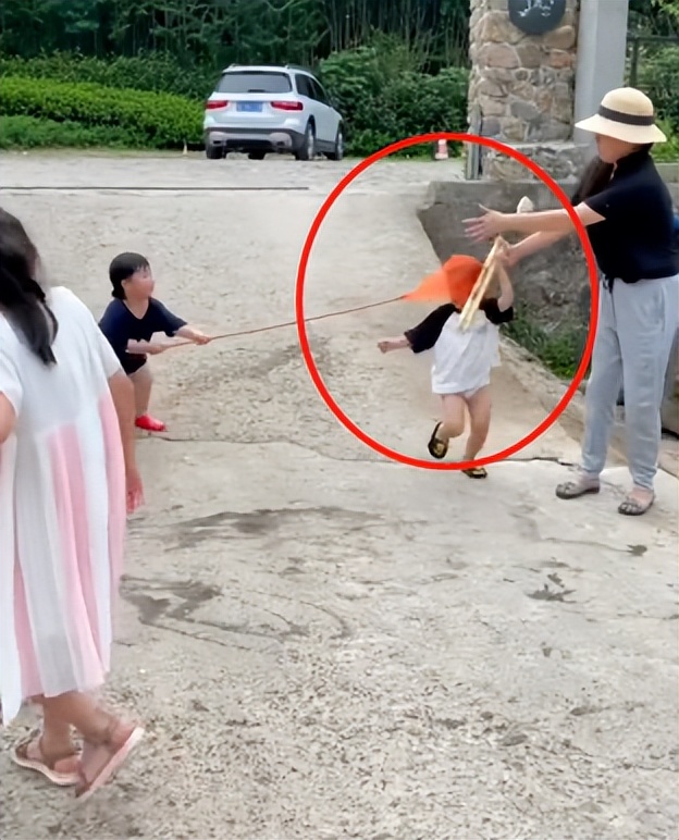 王小麦搞笑萌娃,萌娃王小麦到底有何与众不同