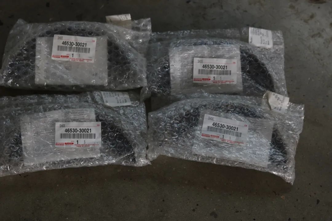 老皇冠全车翻新整备50000元,12代皇冠二手翻新要多少钱