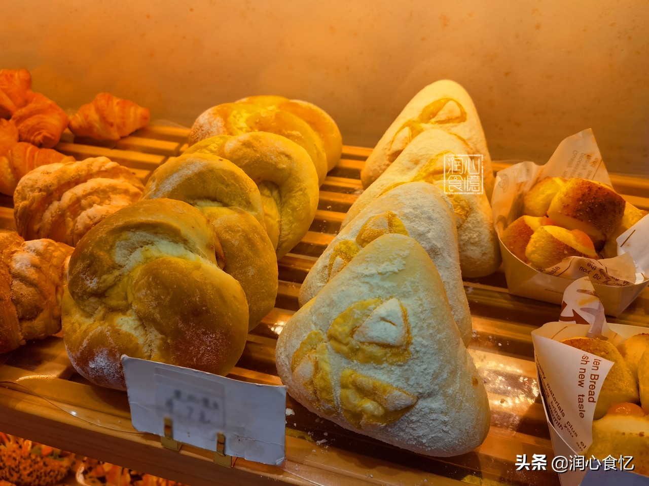 刚烤好的面包应该怎么保存时间长,什么样的面包常温下可以多存放