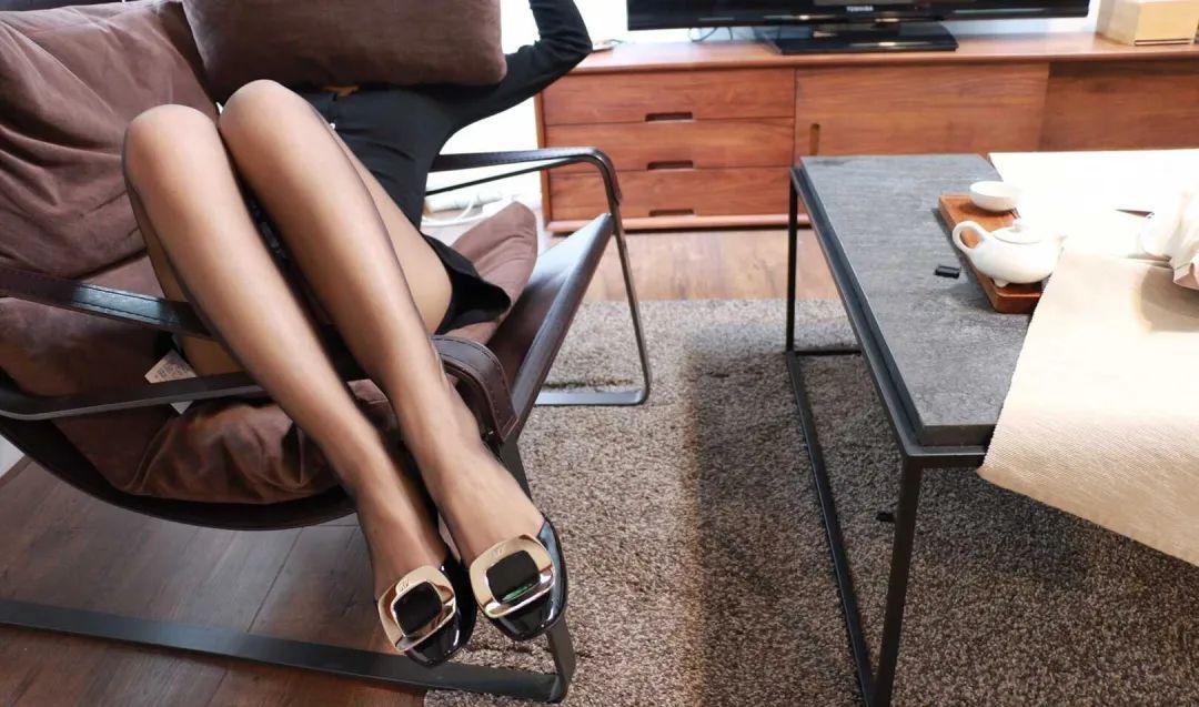 除了巴黎世家，还有哪些高奢*袜丝**品牌，穿的不仅是性感