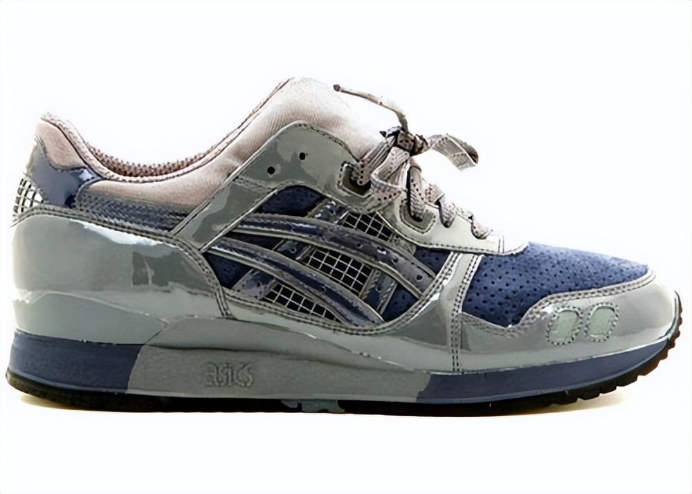 为什么说亚瑟士是跑鞋之王,亚瑟士和耐克最顶级跑鞋对比