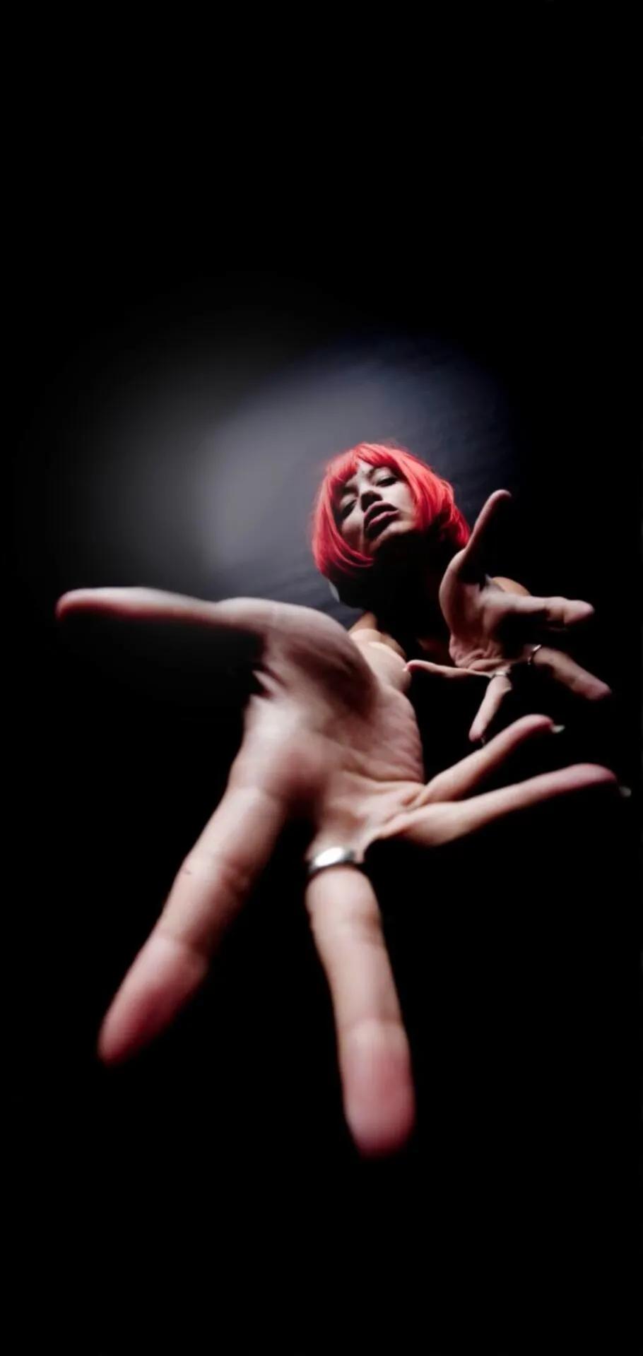 黑色背景小鹿壁纸,高清黑色背景壁纸图片