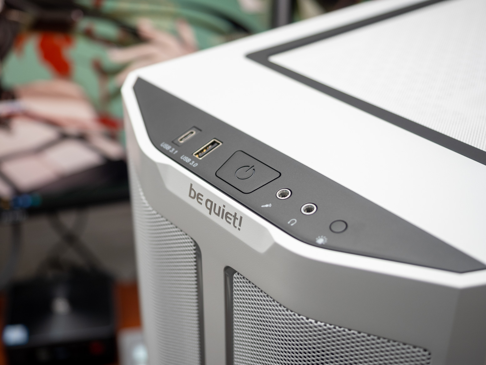 新机箱、新水冷、新风扇！来自bequiet！的白色主题