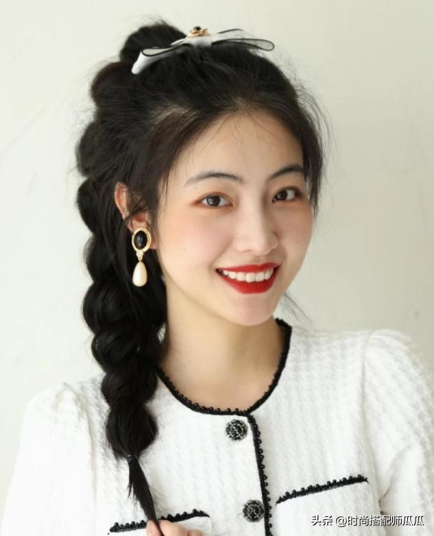 丸子头已经不火了今年最火的发型,丸子头过时了今年流行的是香蕉头