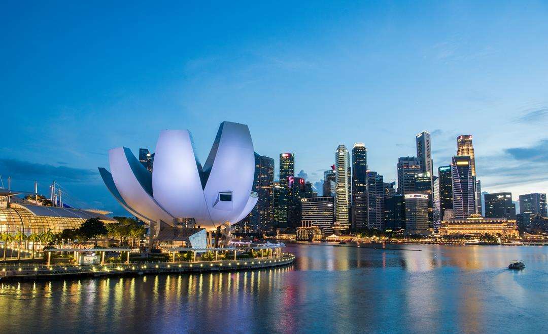 现在出国劳务一年能挣多少钱,出国劳务年薪多少