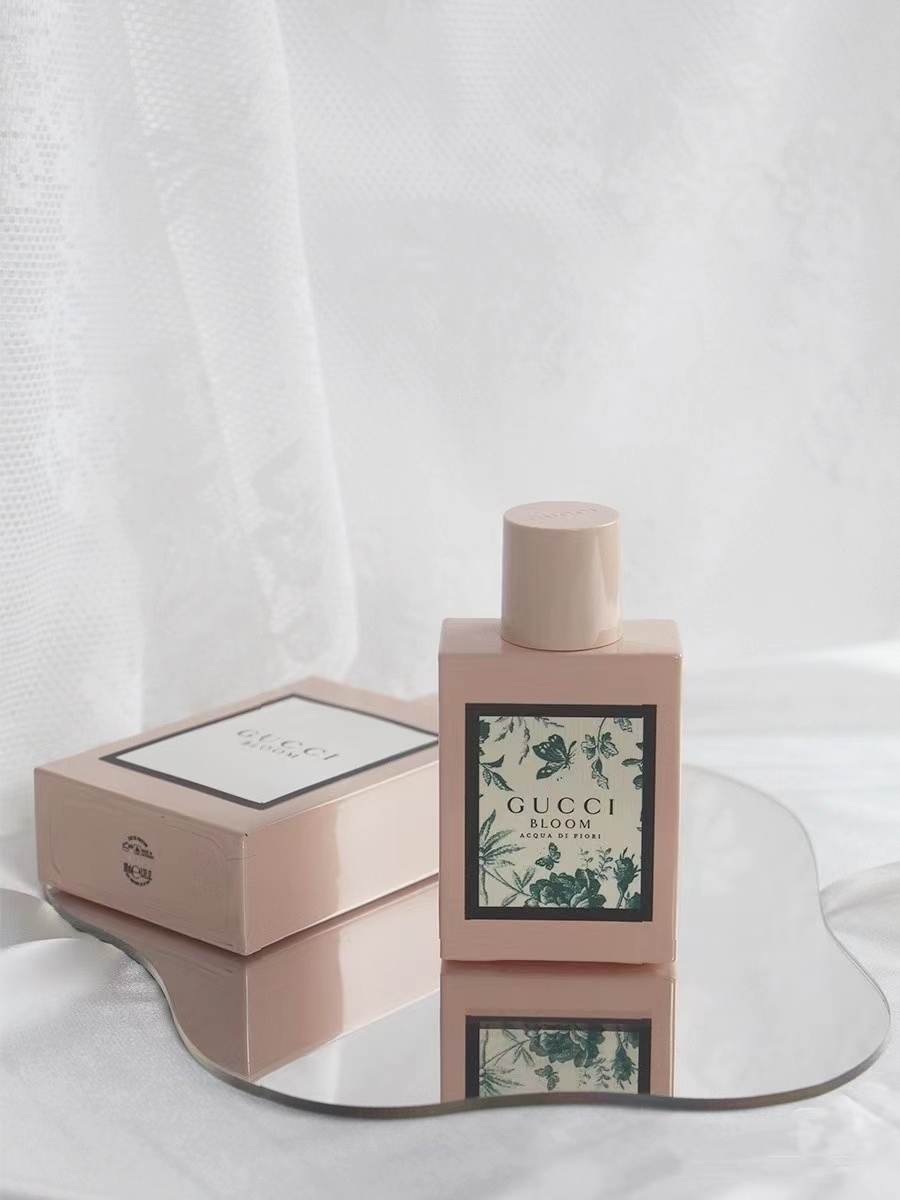 清新一点的有夏天味道的香水推荐,夏天香水推荐大牌小样