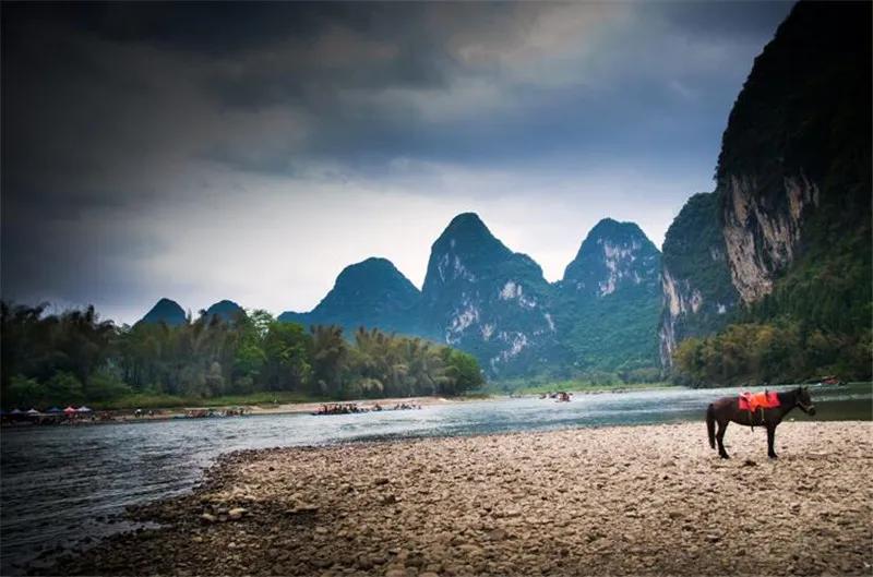 阳朔相公山玩完再去遇龙河一日游,相公山到遇龙河景区坐船怎么走的