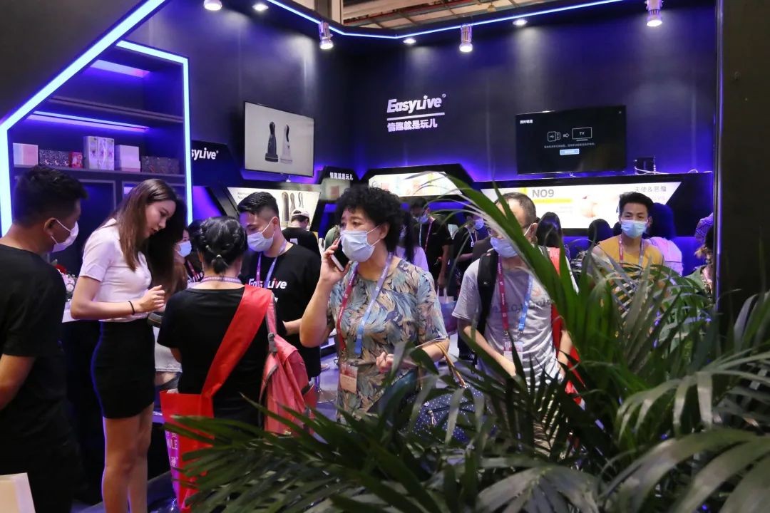 采访！6号星球新品电玩飞机杯颠覆行业背后的故事！情趣大事件