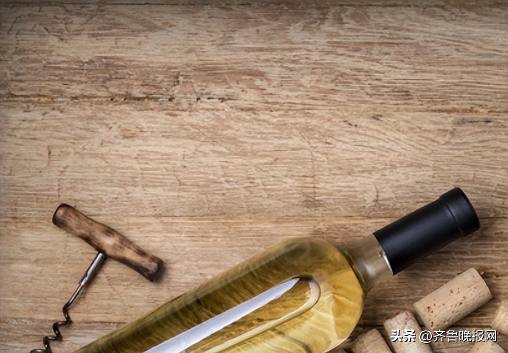 优质白酒的三个口感标准你清楚吗,因包装被嫌弃的8种白酒