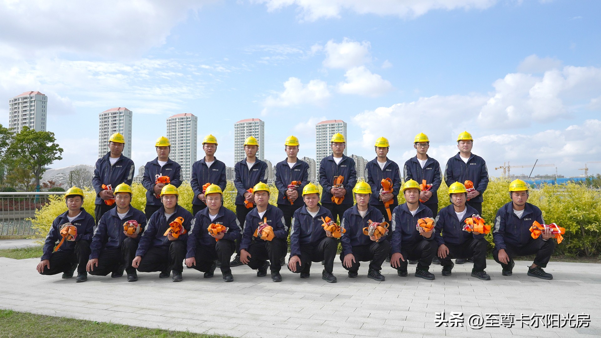 第一次穿上工作服真正意义,一件工作服带来的温暖