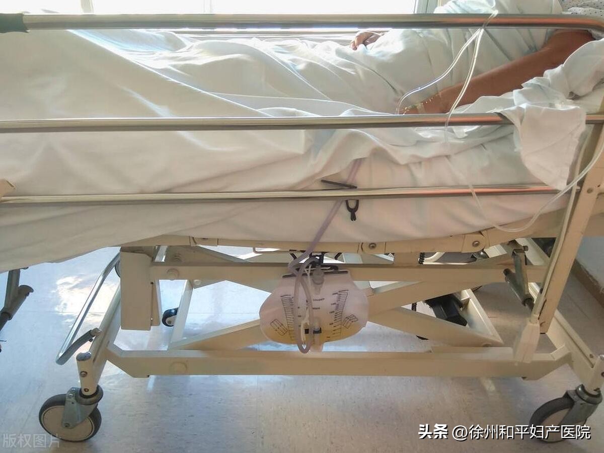 生娃后拉粑粑不敢用力怎么办,一边生娃一边大便吗