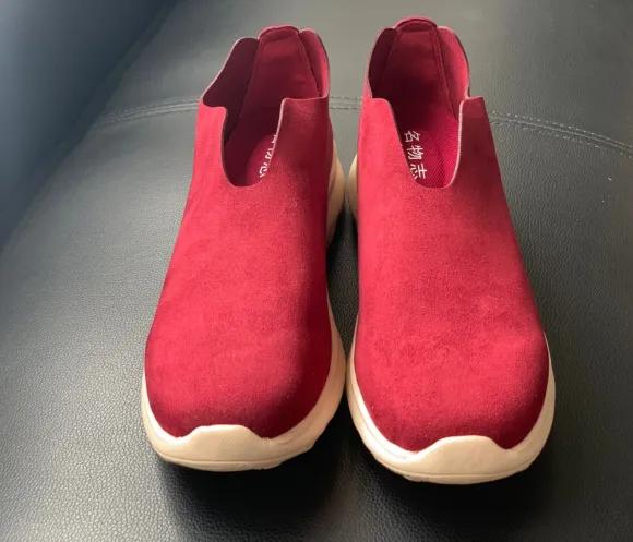 防滑老人鞋最好品牌,最适合老人散步的鞋品牌