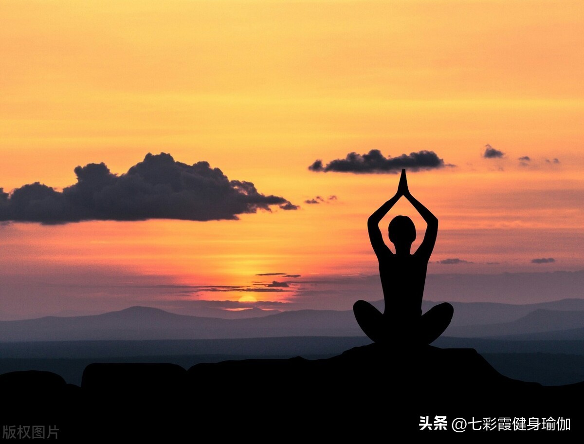 瑜伽冥想引导词世界清净,瑜伽太阳冥想