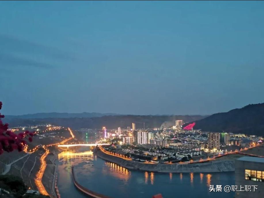 过去70年县城已经历五轮演化，能在县城混得好的，都不是一般人！