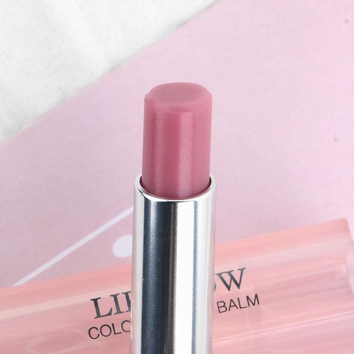 女神节送什么礼物好看呢,女神节送什么礼物比较实用