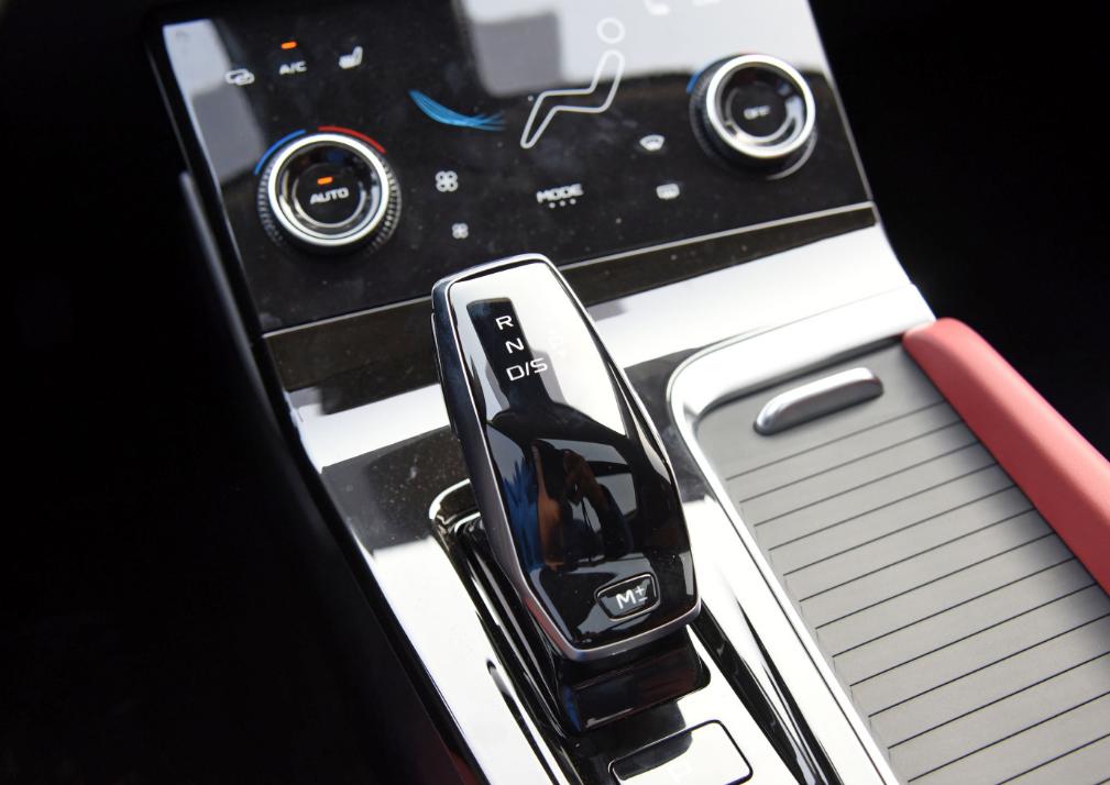 10款奔腾b70改新款车标,最新奔腾b70车标图片