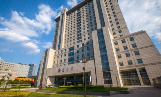 创造多项第一世界纪录,中国首次跃居世界第一新闻点评