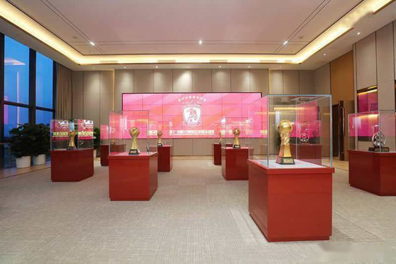 奇怪！中超“恒大二队”踢不出恒大霸气，媒体人：这是在做梦吗？