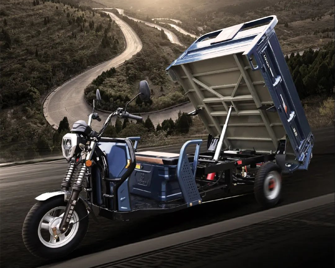 隆鑫r2自卸,隆鑫鑫越180三轮自卸车