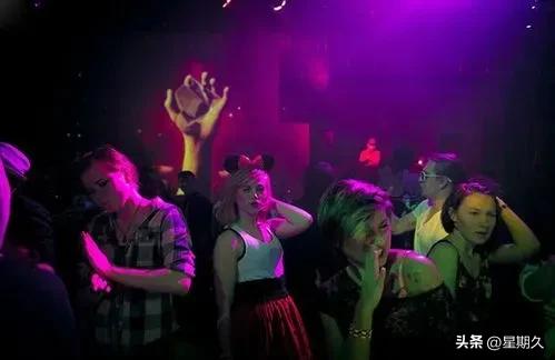 船上偶遇外国美女,船舶过苏伊士运河船员视角