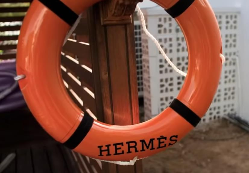 200万买辆车，6000万买块车牌！壕无人性的迪拜又让大开眼界了