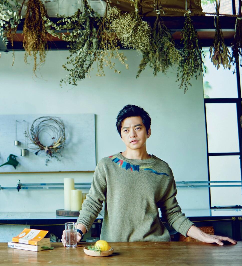 没常识、不识字、不会乘法口诀，这些顶流“文盲”凭什么会红？