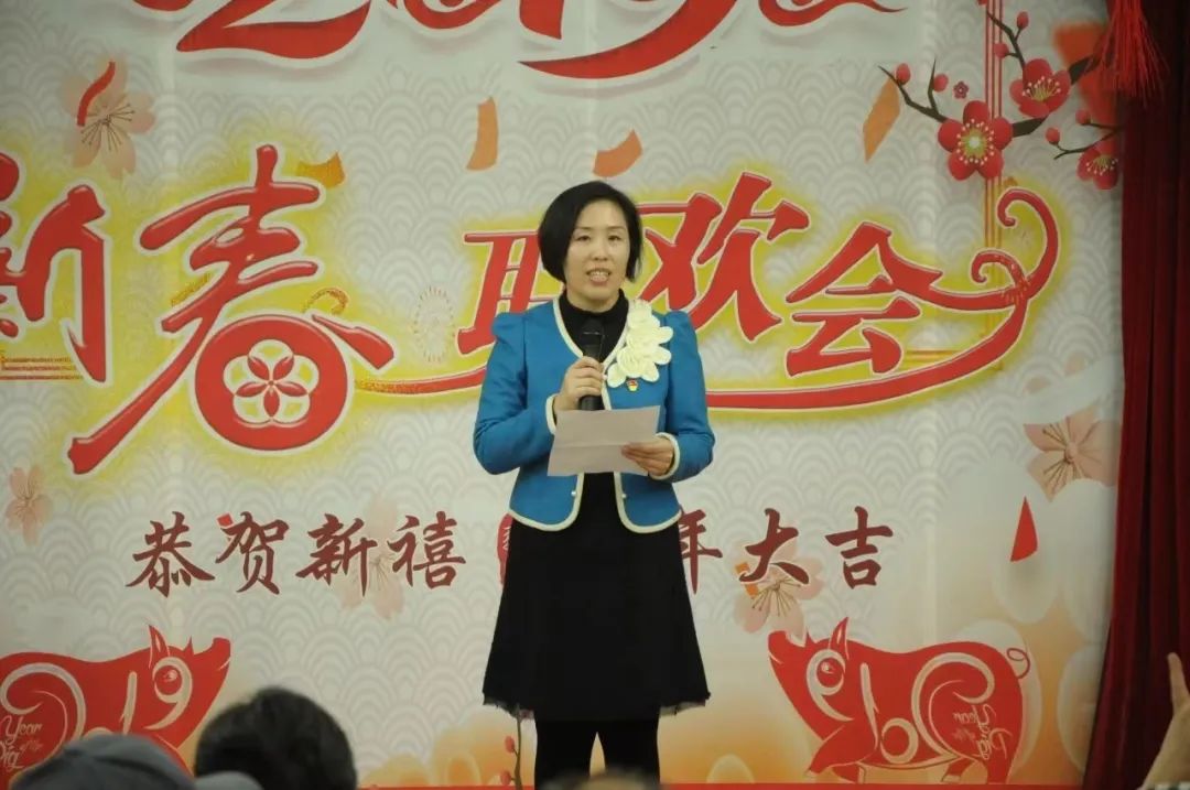 社区书记扛起新担当展现新作为,社区书记说政府工作报告