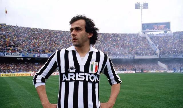 足坛历史百大巨星,足坛历史十大全能之神