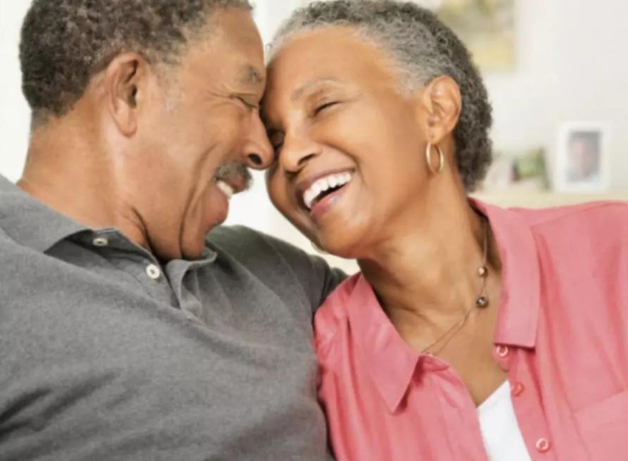 老年人怎么过生活才有意义,老年人要怎样才能过好晚年生活