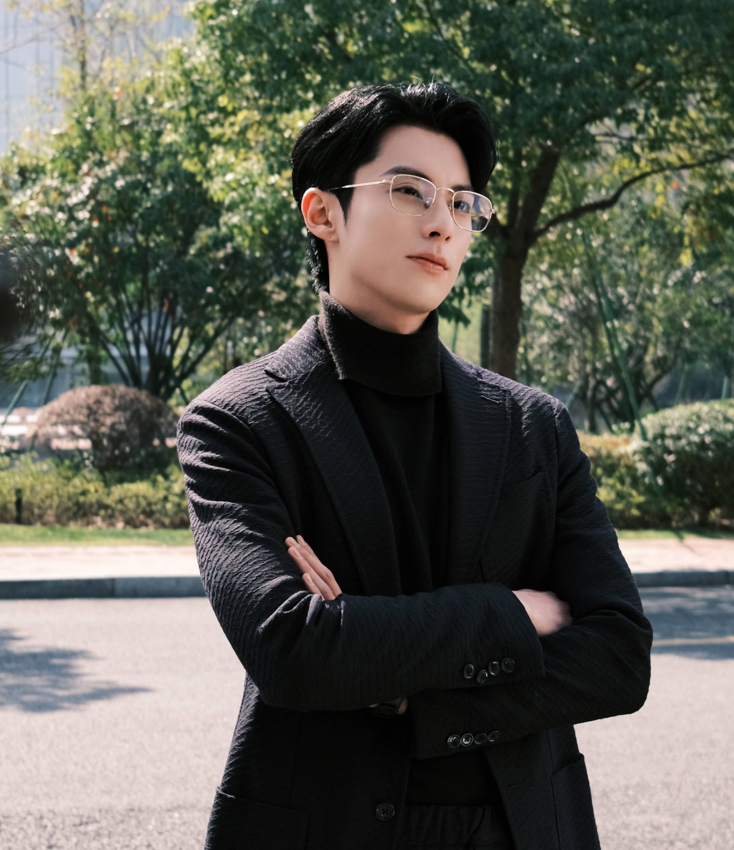 网曝顶流男星劈腿冷暴力,顶流男星被扒出有小女友