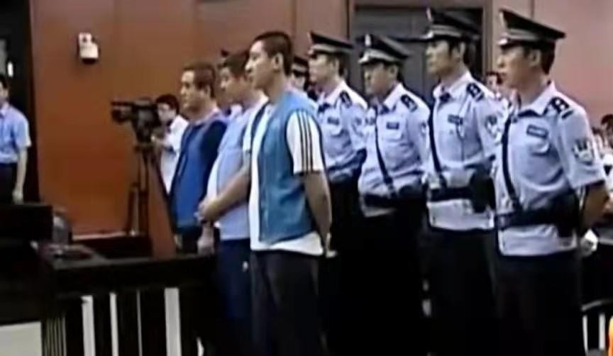 2011年大连当街打死交警案判刑,2011年大连当街打死交警案后续