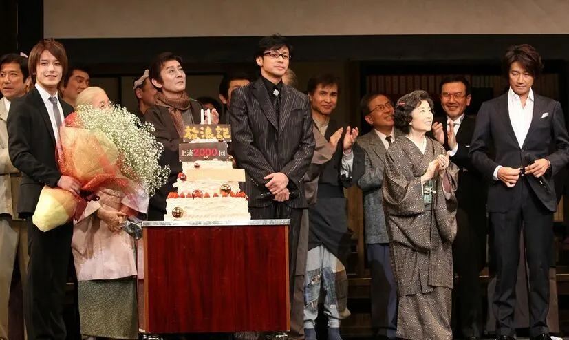 杰尼斯新任社长也不是好人？让练习生吃“香肠”、还按摩棒*戏调**！