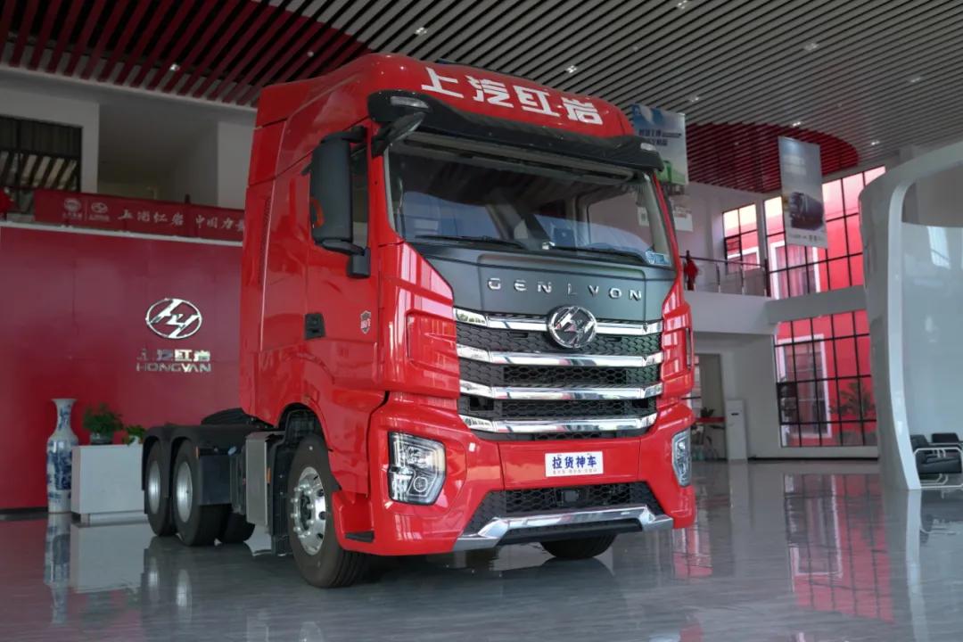 上汽红岩杰狮h6牵引车试驾报告,上汽红岩杰狮h6欧标版