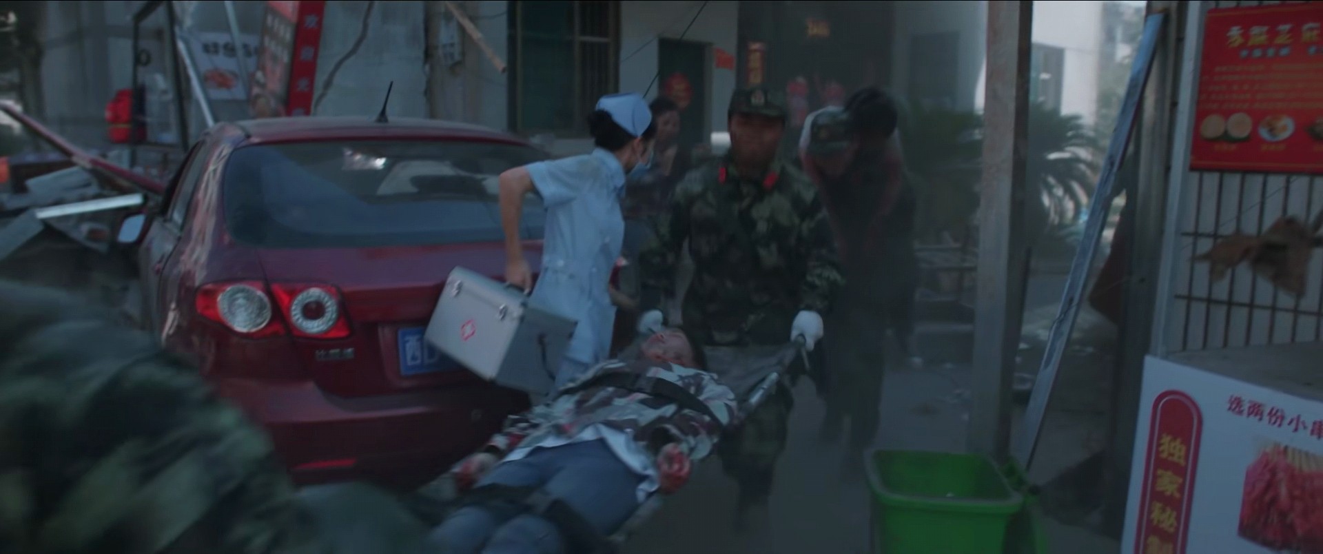 才播出三集就好评不断,追光者豆瓣