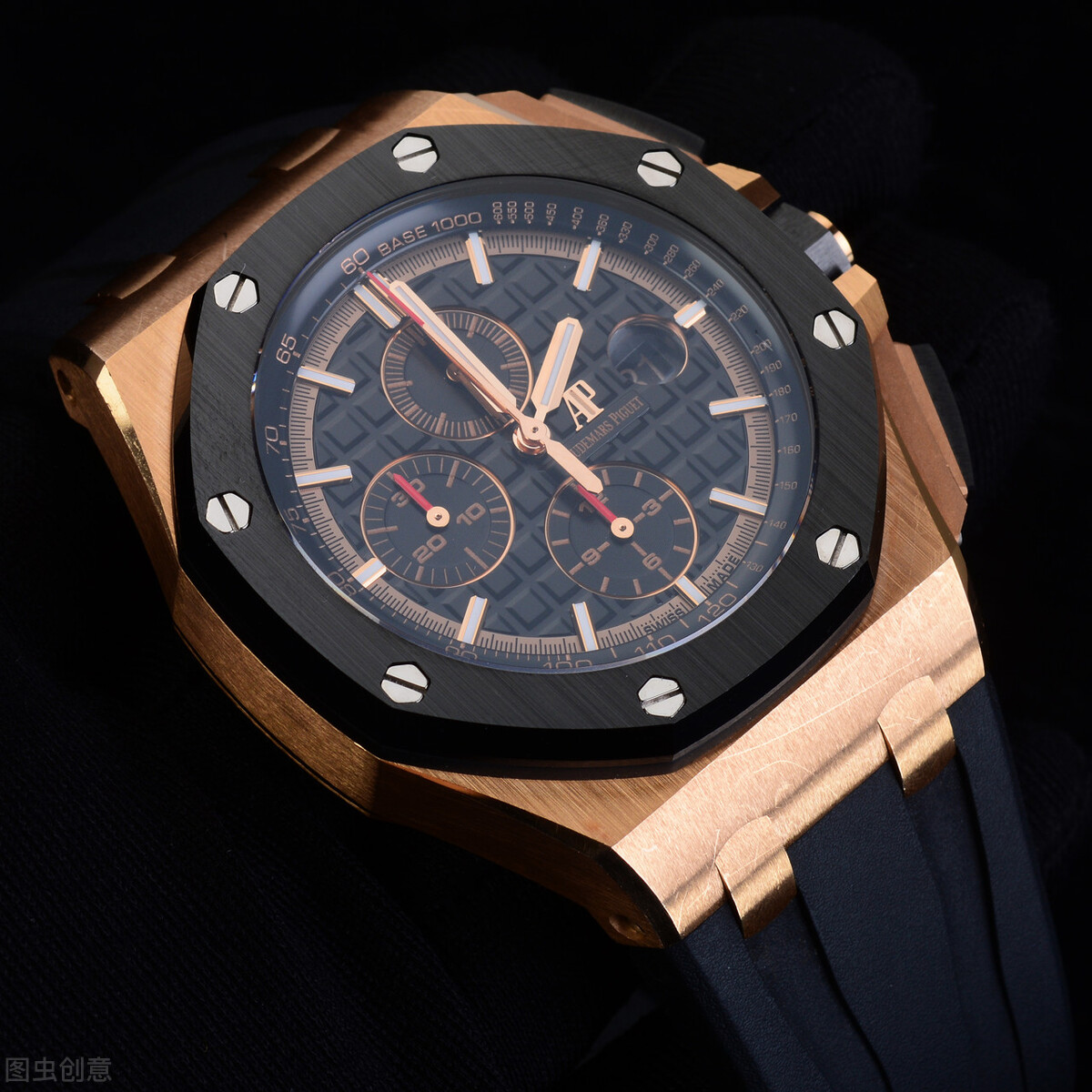 儒雅气质男人适合戴的腕表,月薪1万元适合佩戴啥样的腕表