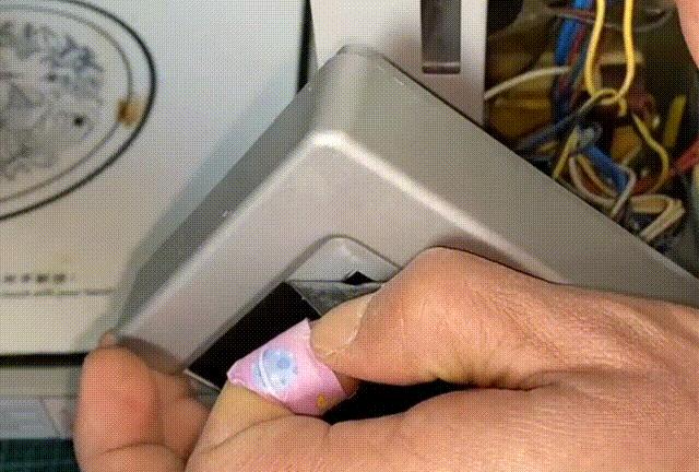 微波炉启动按键失灵其它按键正常,美的微波炉按键失灵是什么原因