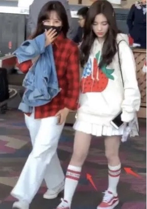 鞠婧祎的腿真的是又细又白吗,鞠婧祎的腿现在怎么样了