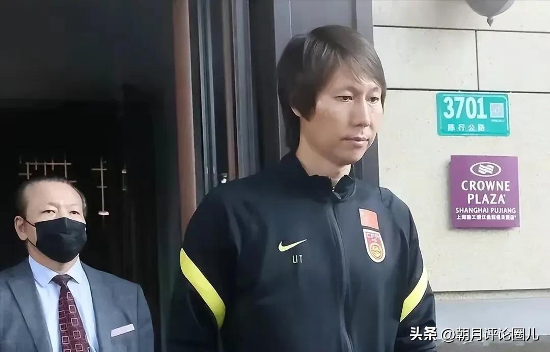 前国足教练李铁说的惊人的话,国足教练李铁哭的视频