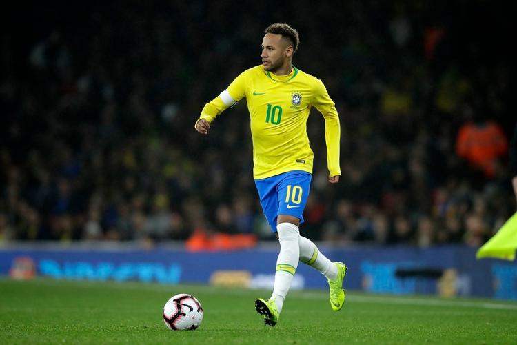 内马尔巴西国家队最佳射手,巴西足球排名前十巨星