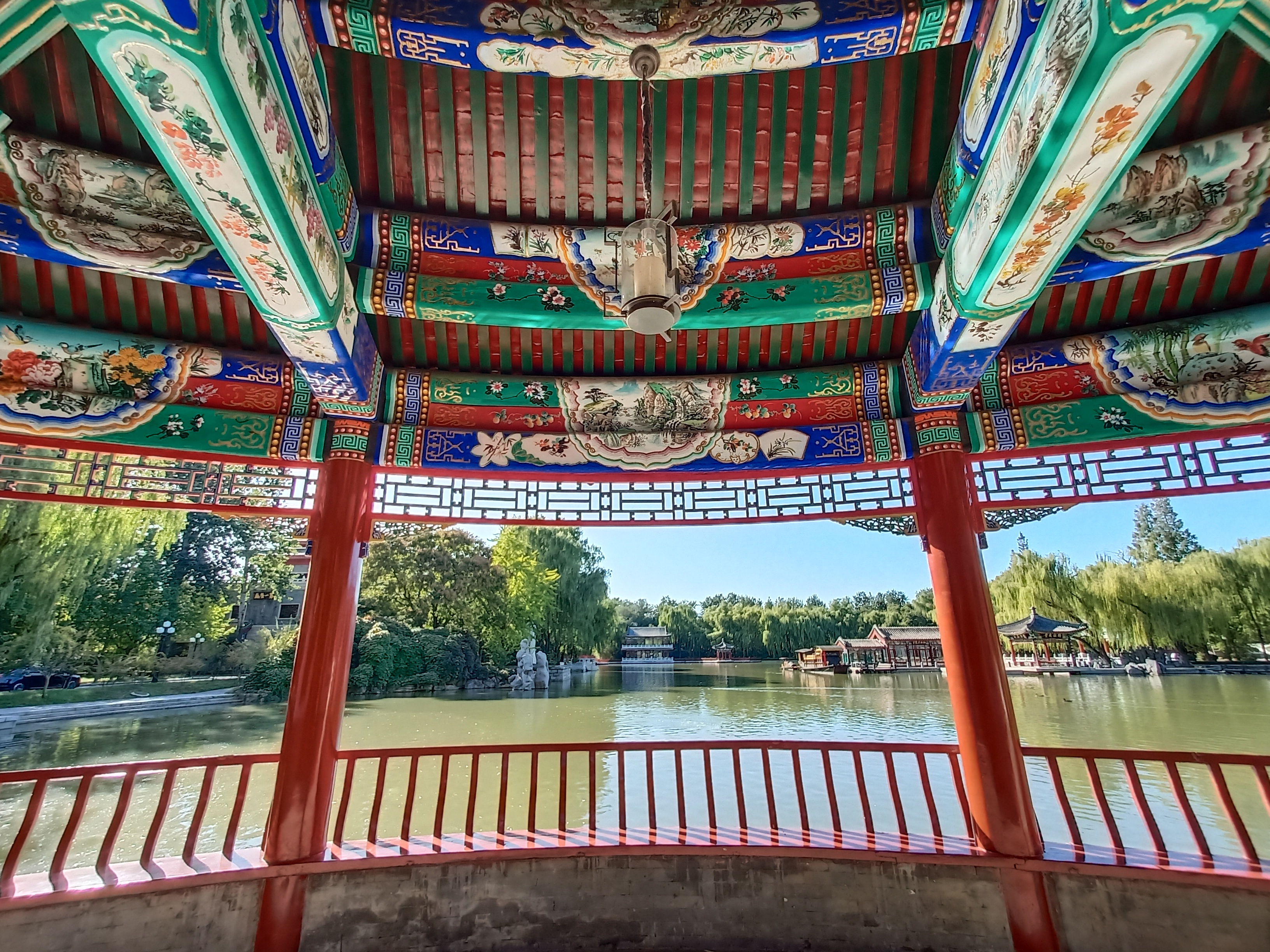 人在画中游图片,人在画中游视频大全