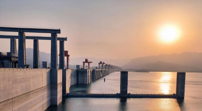 西安到北海自驾过路费是多少,西安到北海自驾在哪里住一天合适