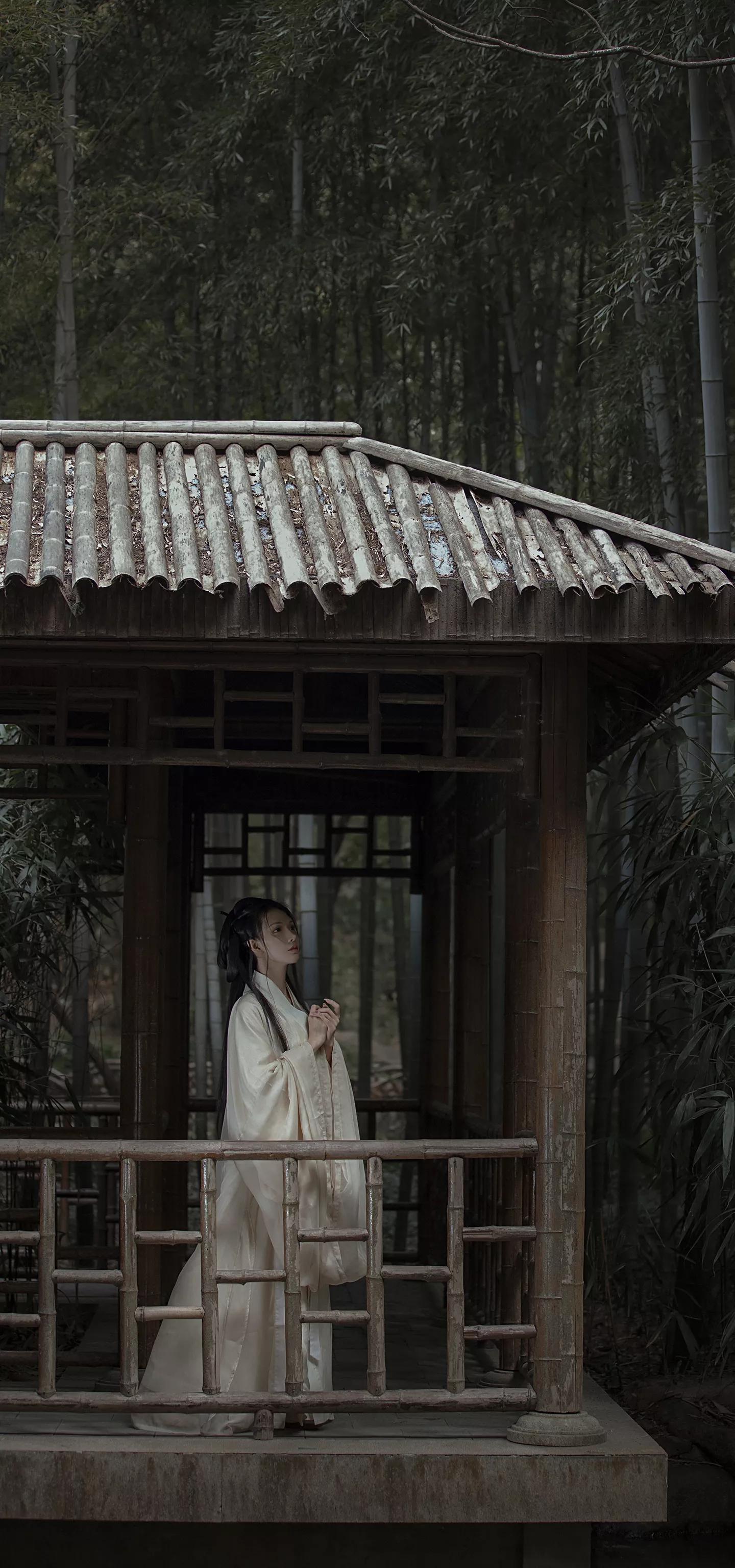 唯美古风金黄汉服美女壁纸,梦回大唐汉服夜景拍摄