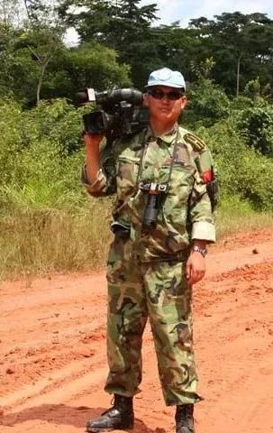 妙手染丹青!听吉林省工艺美术大师朱占东讲述坚守瓷刻技艺的故事