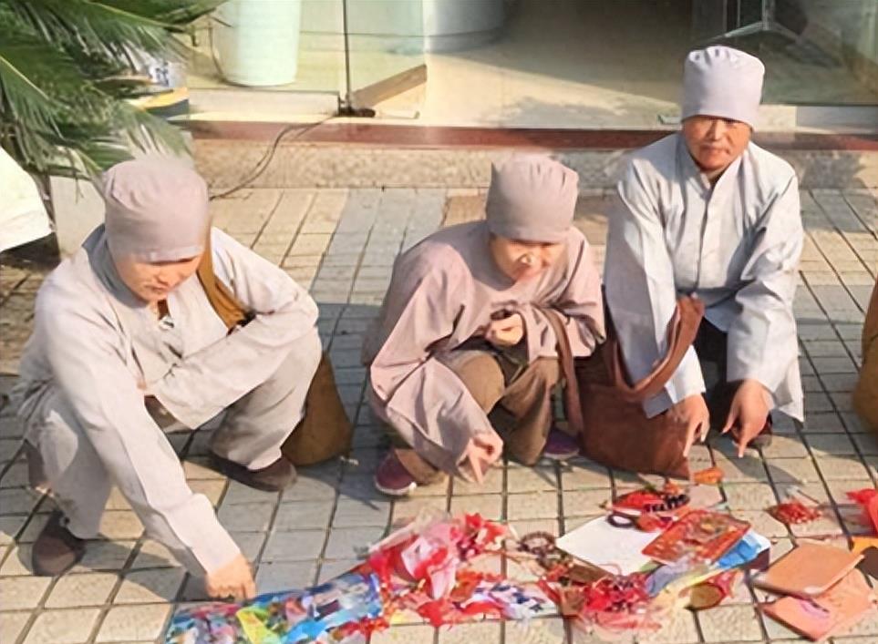 五台山最漂亮的尼姑图片,中国最漂亮尼姑照片五台山